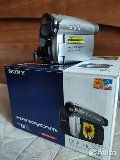 Видеокамера Sony HC36E