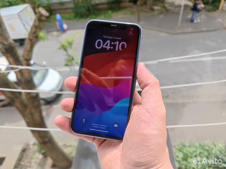 iPhone 11, 64 ГБ