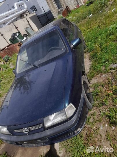 Разбор Opel Vectra A 1,8 90 лс C18NZ