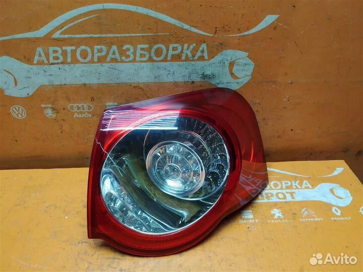 Фонарь задний правый Volkswagen Passat (B6) (2005