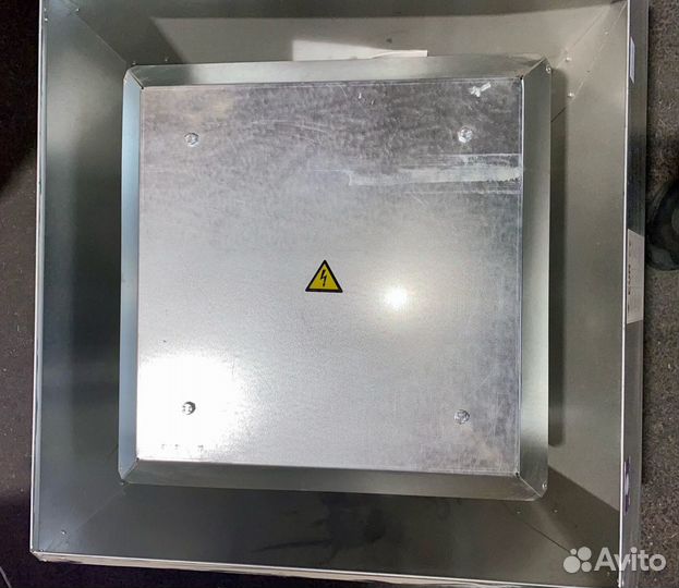 Крышный вентилятор EVR LVK 56/35-4E