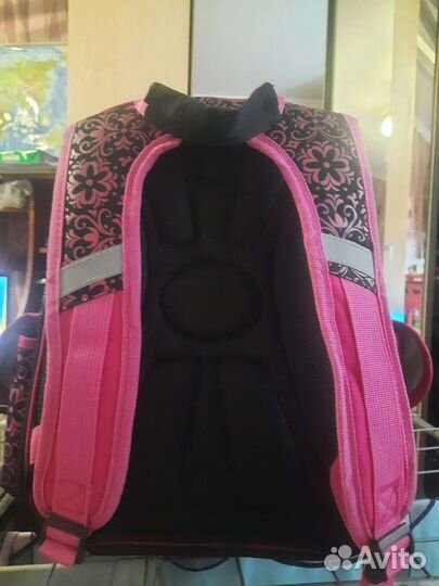 Портфель школьный для девочки