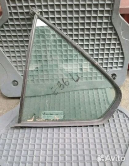 Стекло двери задней левое BMW e36 седан
