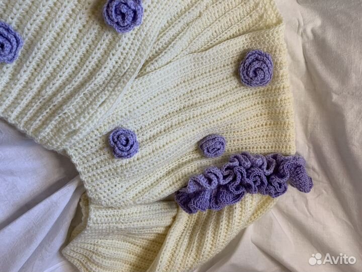 Вязаный кардиган с воланами