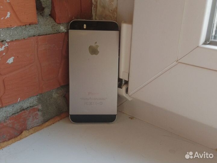 iPhone 5S, 32 ГБ