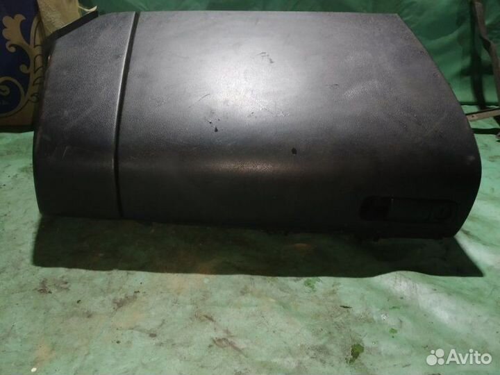 Бардачок Mazda 3 BK