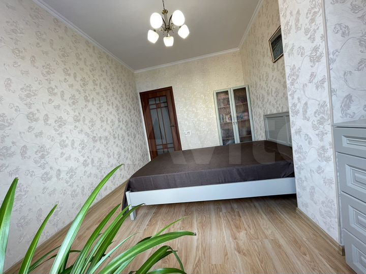 2-к. квартира, 75 м², 4/9 эт.