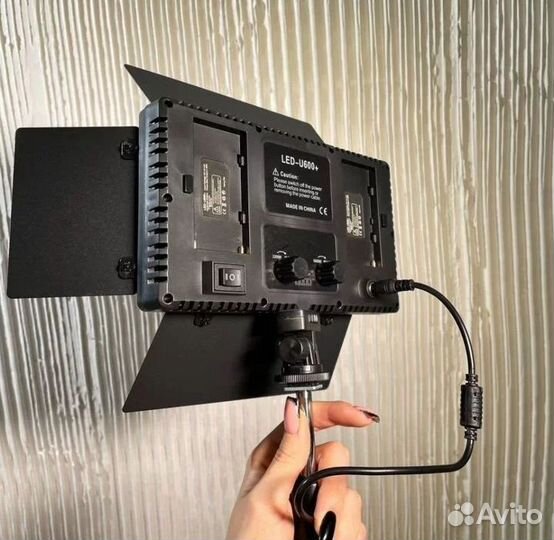 Видеосвет 600 superled