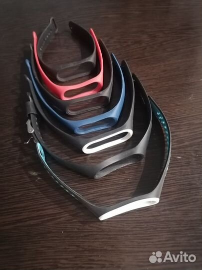 Сменный браслет для Xiaomi Mi Band 4