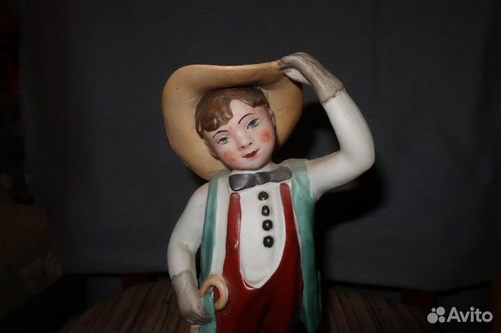 Фарфоровая статуэтка Том Сойер.Артель Керамик
