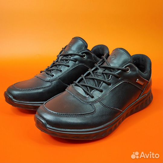 Ecco кроссовки