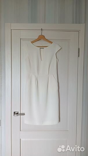Платье футляр женское Charuel 46 размер