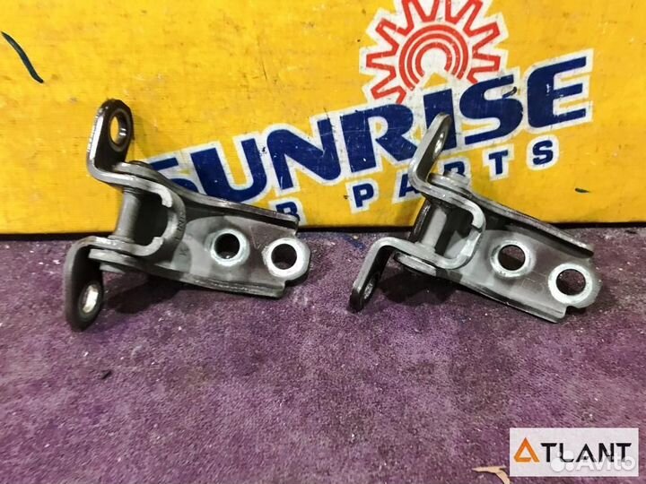 Петли 5-й двери передний правый honda CR-Z