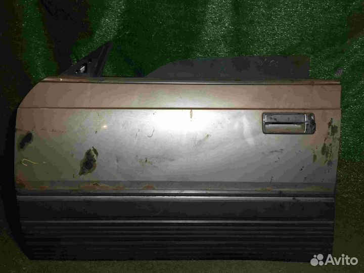 Дверь передняя левая Mazda luce HC3S