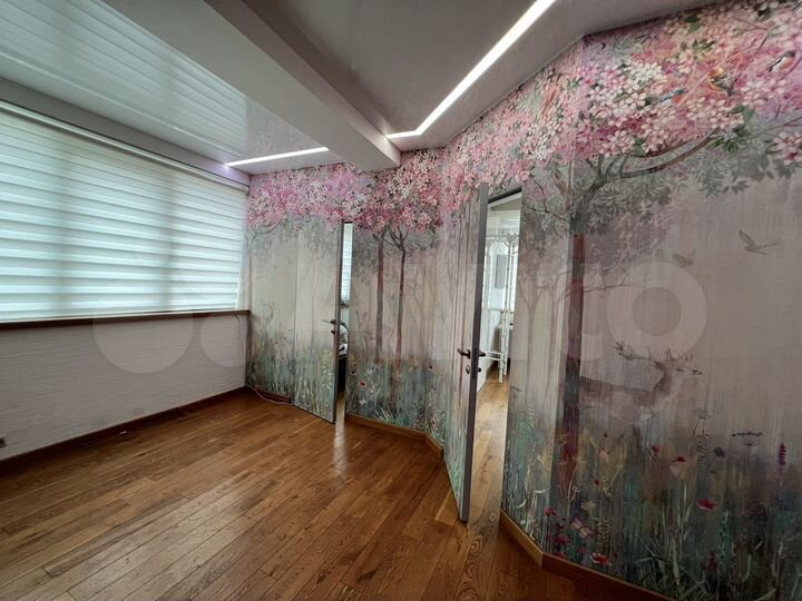 4-к. квартира, 122 м², 5/11 эт.