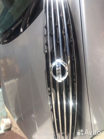 Решётка Nissan Skyline V35