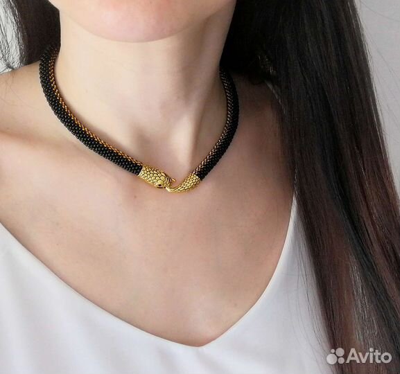 Жгут колье из бисера ручной работы