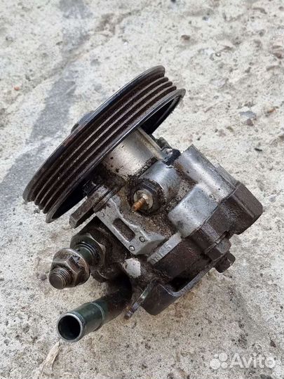 Насос гидроусилителя руля (гур) Kia Sephia 1 (1993