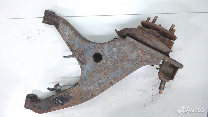 Ступица (кулак, цапфа) Opel Senator, 1985