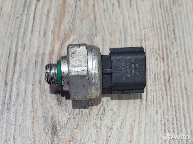 Датчик кондиционера хладагента Renault duster