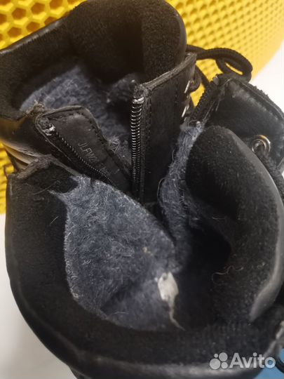 Ботинки для мальчика р. 33