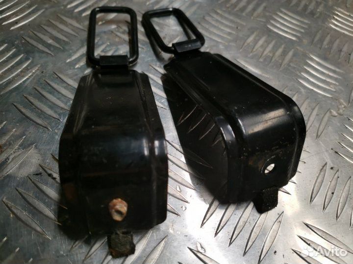 Крюк безопасности в багажник (Якорь) Ford Escape