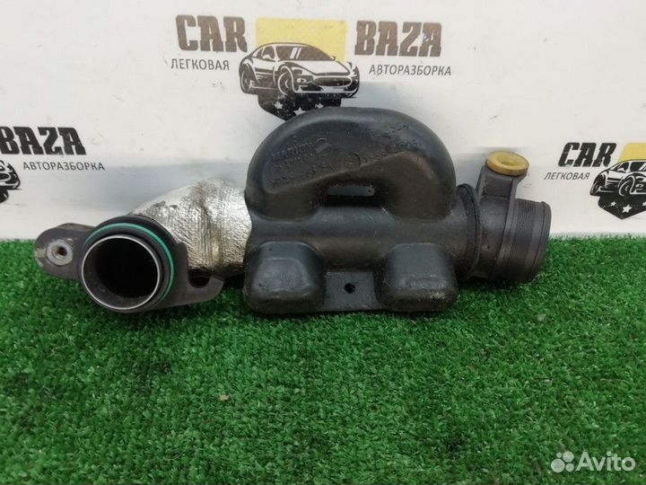 Патрубок интеркулера(глушитель) Volkswagen Golf