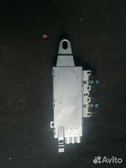 Усилитель антенны Mercedes W211