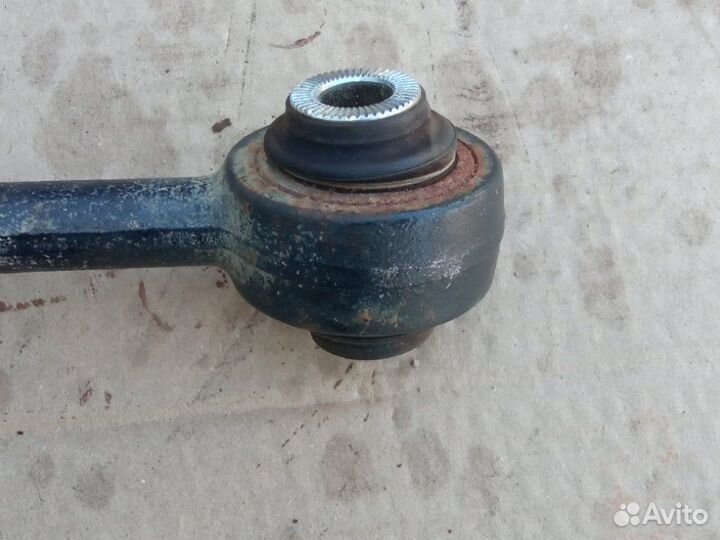 Стабилизатор задний правый Toyota Land Cruiser