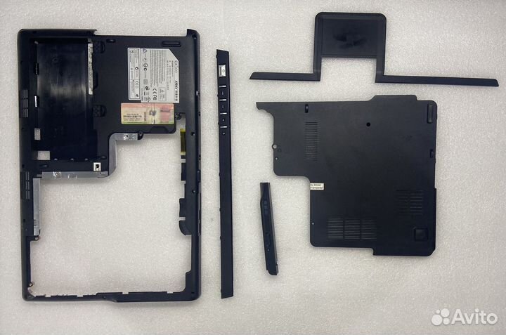 Ноутбук MSI CX500 в разборе по запчастям