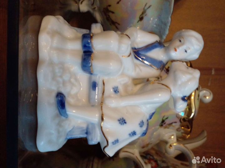 Статуэтка Влюбленная парочка на скамейке