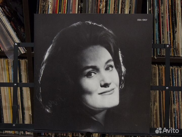 Joan Sutherland - Voice Of Century + 19 пластинок