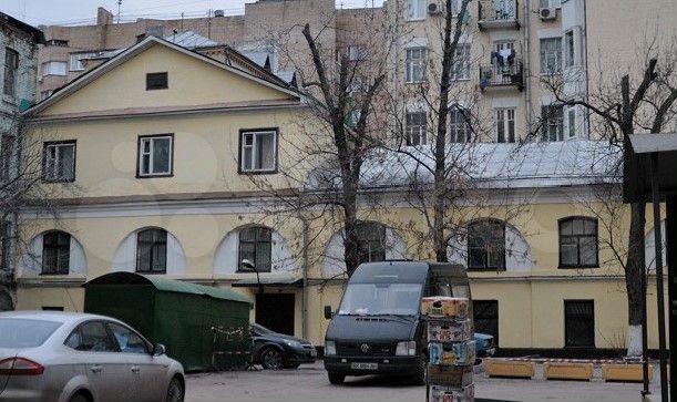 Здание, 562.9 м²