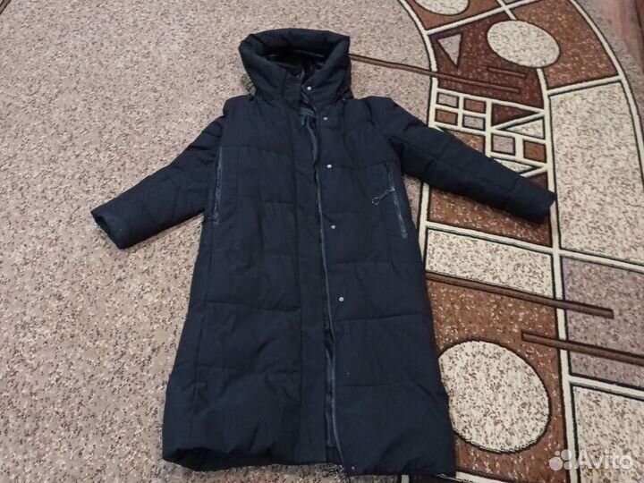 Пуховик женский 46 48 размер бу