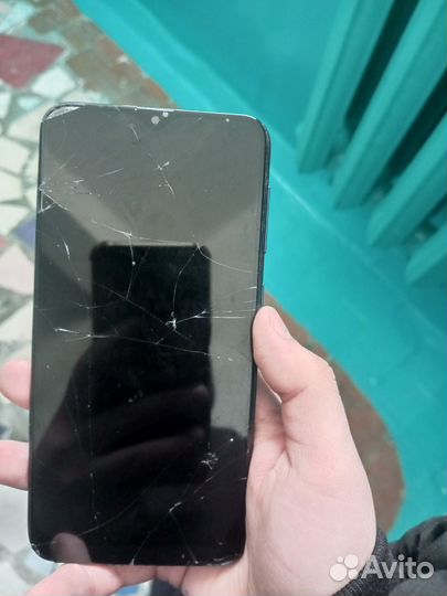 Samsung Galaxy A10, 4/32 ГБ