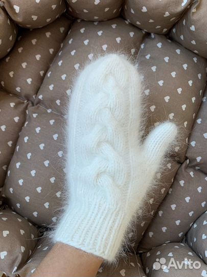 Варежки вязаные ручной работы