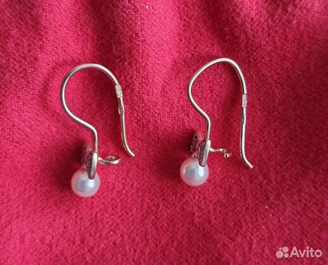 Золотые серьги с жемчугом