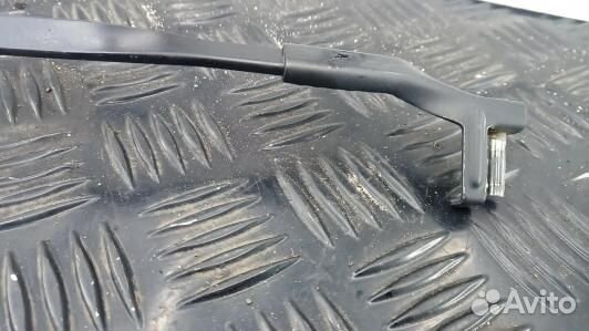 Щеткодержатель лобового стекла mercedes benz GLK X