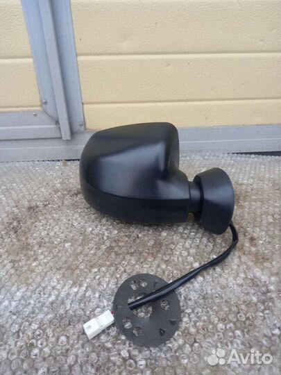 Рено Логан-зеркало правое электричес
