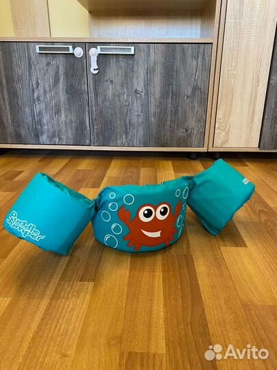 Жилет для плавания