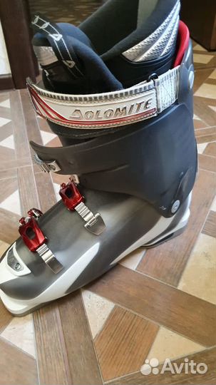 Горные лыжи и чехол, ботинки чехол, палки