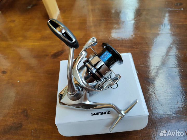 Shimano stradic 2019 C3000