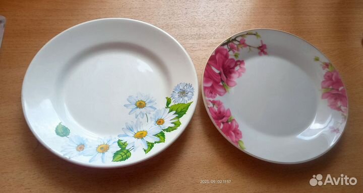 Тарелки разные