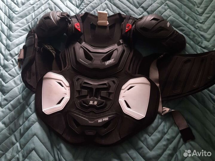 Защитный панцирь Leatt 5.5 Pro HD