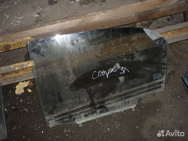 Стекло двери заднее левое Шевроле Спарк