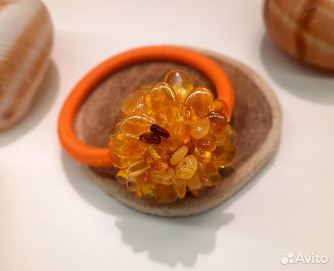 Резинка с янтарем