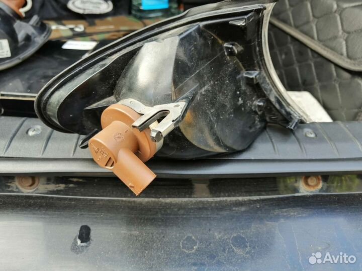 Передние поворотники на BMW 3