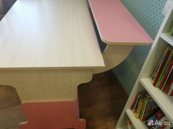 Стол письменный