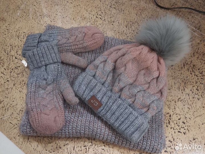 Комплект шапка и шарф варежки