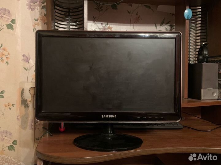 Монитор Samsung S19B370B